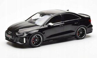 Audi RS3, Limousine, Metallic-Schwartz, 2022